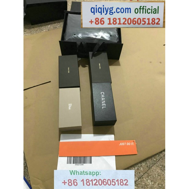 qiqiyg.com Offizielle Mode 2025: Handtaschen, Kleidung und Schuhe im Großhandel zum besten Preis QQYG220