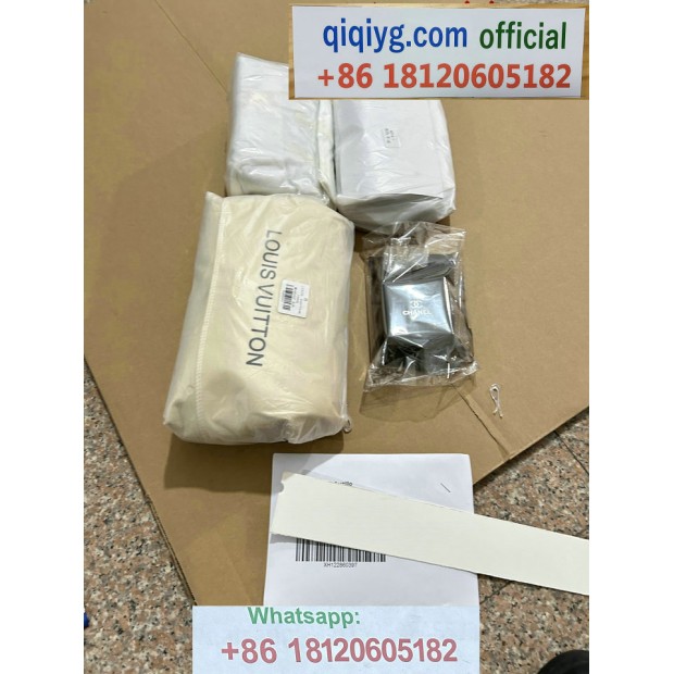 qiqiyg.com Offizielle Mode 2025: Handtaschen, Kleidung und Schuhe im Großhandel zum besten Preis QQYG254