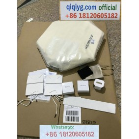 qiqiyg.com Offizielle Mode 2025: Handtaschen, Kleidung und Schuhe im Großhandel zum besten Preis QQYG276