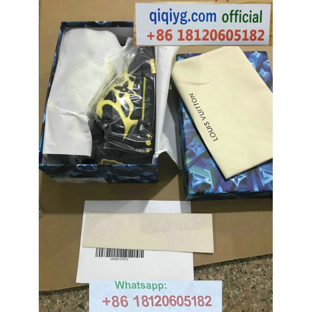 qiqiyg.com Offizielle Mode 2025: Handtaschen, Kleidung und Schuhe im Großhandel zum besten Preis QQYG286