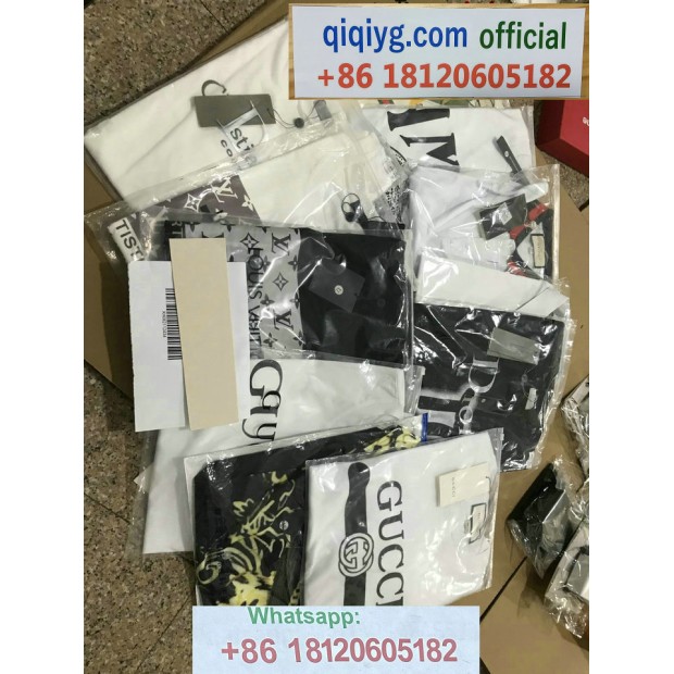 qiqiyg.com Offizielle Mode 2025: Handtaschen, Kleidung und Schuhe im Großhandel zum besten Preis QQYG318