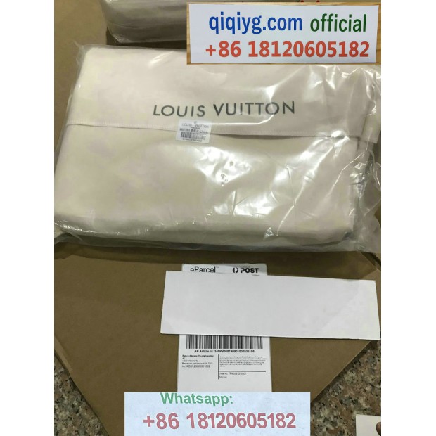 qiqiyg.com Offizielle Mode 2025: Handtaschen, Kleidung und Schuhe im Großhandel zum besten Preis QQYG338