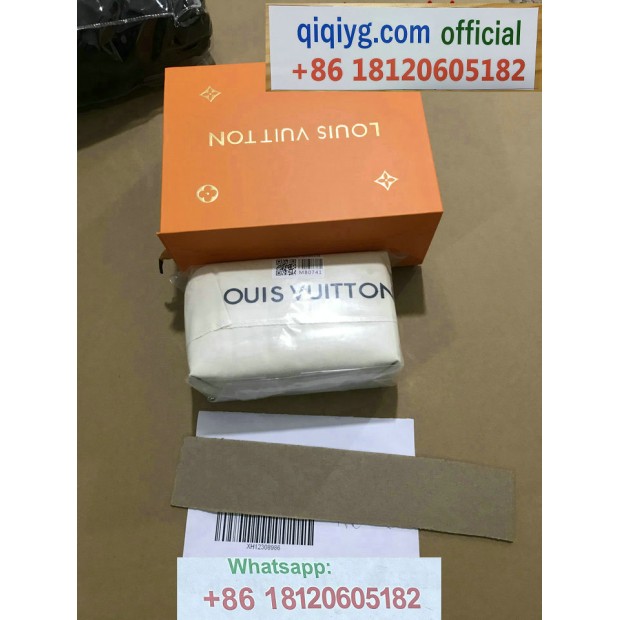 qiqiyg.com Offizielle Mode 2025: Handtaschen, Kleidung und Schuhe im Großhandel zum besten Preis QQYG376