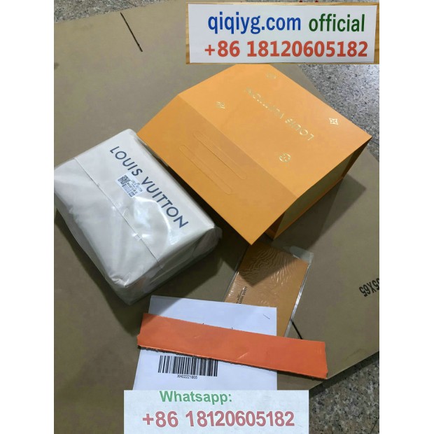 qiqiyg.com Offizielle Mode 2025: Handtaschen, Kleidung und Schuhe im Großhandel zum besten Preis QQYG391