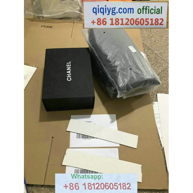 qiqiyg.com Offizielle Mode 2025: Handtaschen, Kleidung und Schuhe im Großhandel zum besten Preis QQYG396