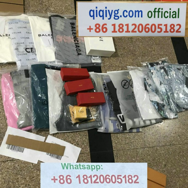 qiqiyg.com Offizielle Mode 2025: Handtaschen, Kleidung und Schuhe im Großhandel zum besten Preis QQYG414