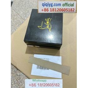 qiqiyg.com Offizielle Mode 2025: Handtaschen, Kleidung und Schuhe im Großhandel zum besten Preis QQYG457