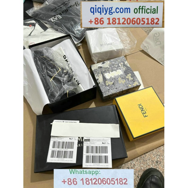 qiqiyg.com Offizielle Mode 2025: Handtaschen, Kleidung und Schuhe im Großhandel zum besten Preis QQYG502