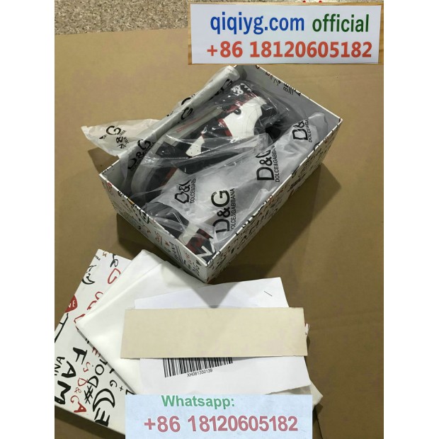 qiqiyg.com Offizielle Mode 2025: Handtaschen, Kleidung und Schuhe im Großhandel zum besten Preis QQYG503