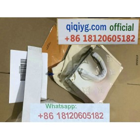 qiqiyg.com Offizielle Mode 2025: Handtaschen, Kleidung und Schuhe im Großhandel zum besten Preis QQYG519