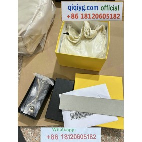 qiqiyg.com Offizielle Mode 2025: Handtaschen, Kleidung und Schuhe im Großhandel zum besten Preis QQYG520