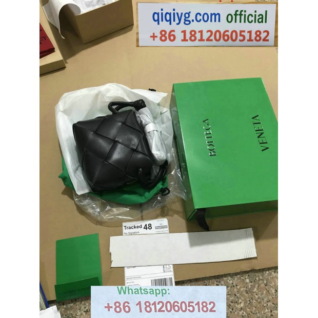 qiqiyg.com Offizielle Mode 2025: Handtaschen, Kleidung und Schuhe im Großhandel zum besten Preis QQYG558