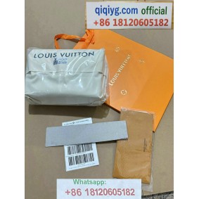 qiqiyg.com Offizielle Mode 2025: Handtaschen, Kleidung und Schuhe im Großhandel zum besten Preis QQYG583