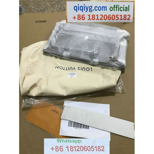 qiqiyg.com Offizielle Mode 2025: Handtaschen, Kleidung und Schuhe im Großhandel zum besten Preis QQYG600