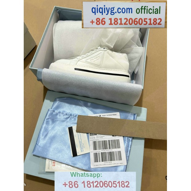 qiqiyg.com Offizielle Mode 2025: Handtaschen, Kleidung und Schuhe im Großhandel zum besten Preis QQYG658