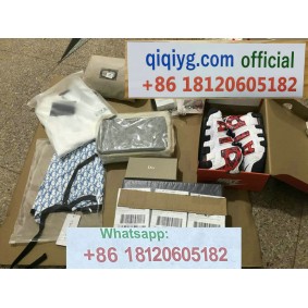 qiqiyg.com Offizielle Mode 2025: Handtaschen, Kleidung und Schuhe im Großhandel zum besten Preis QQYG659