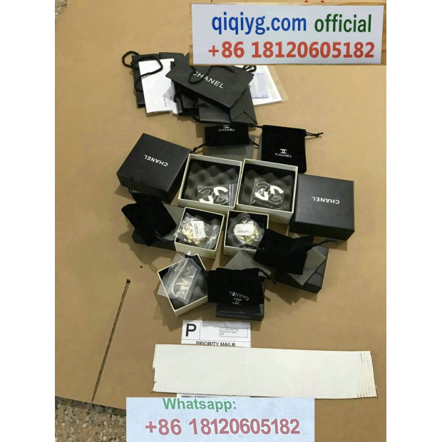 qiqiyg.com Offizielle Mode 2025: Handtaschen, Kleidung und Schuhe im Großhandel zum besten Preis QQYG699