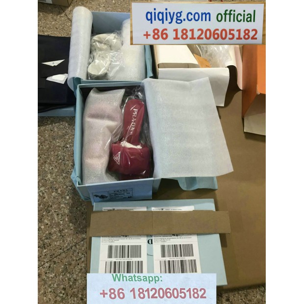 qiqiyg.com Offizielle Mode 2025: Handtaschen, Kleidung und Schuhe im Großhandel zum besten Preis QQYG04