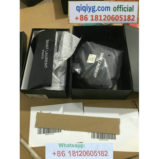 qiqiyg.com Offizielle Mode 2025: Handtaschen, Kleidung und Schuhe im Großhandel zum besten Preis QQYG19