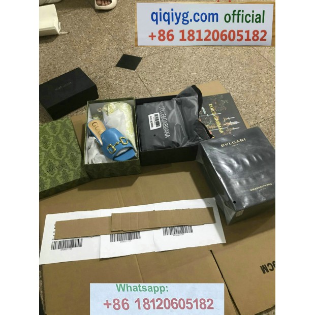 qiqiyg.com Offizielle Mode 2025: Handtaschen, Kleidung und Schuhe im Großhandel zum besten Preis QQYG22