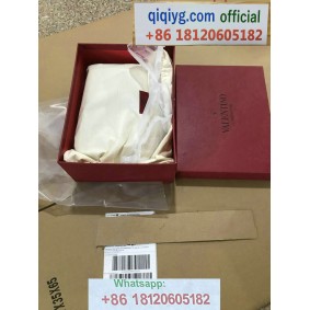 qiqiyg.com Offizielle Mode 2025: Handtaschen, Kleidung und Schuhe im Großhandel zum besten Preis QQYG103