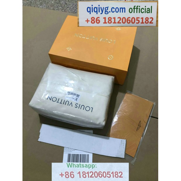 qiqiyg.com Offizielle Mode 2025: Handtaschen, Kleidung und Schuhe im Großhandel zum besten Preis QQYG110