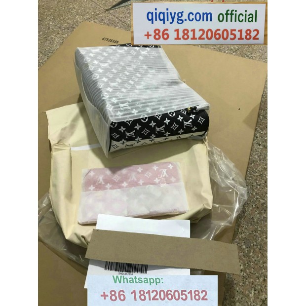 qiqiyg.com Offizielle Mode 2025: Handtaschen, Kleidung und Schuhe im Großhandel zum besten Preis QQYG155