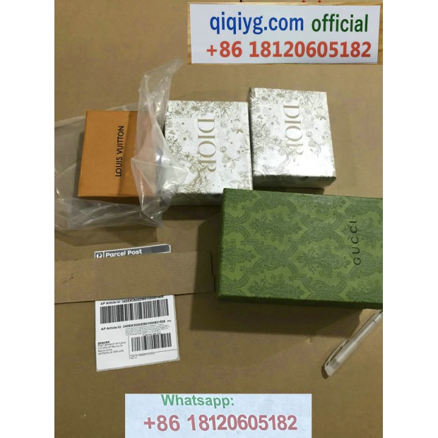 qiqiyg.com Offizielle Mode 2025: Handtaschen, Kleidung und Schuhe im Großhandel zum besten Preis QQYG157