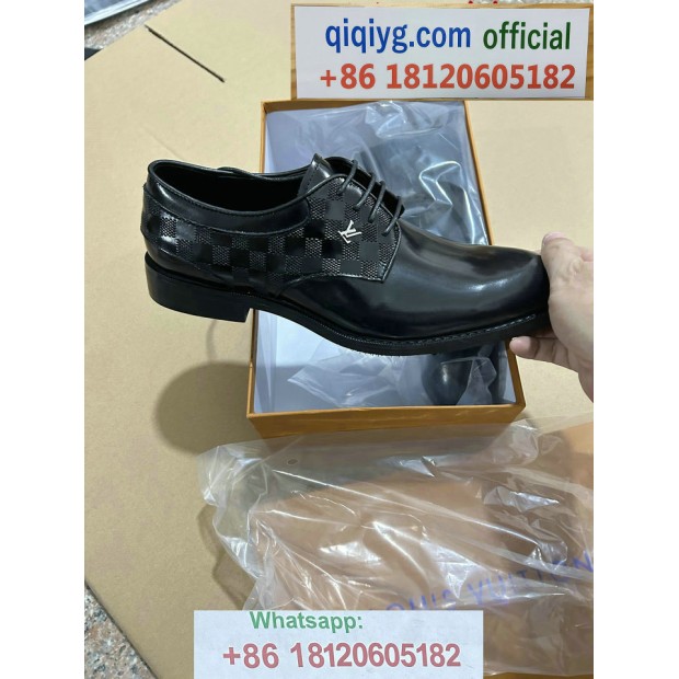 qiqiyg.com Offizielle Mode 2025: Handtaschen, Kleidung und Schuhe im Großhandel zum besten Preis QQYG159