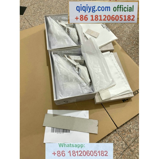 qiqiyg.com Offizielle Mode 2025: Handtaschen, Kleidung und Schuhe im Großhandel zum besten Preis QQYG181